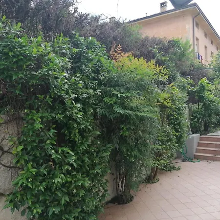 アパート L'angolino